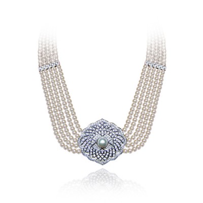 Diamond & Pearl Necklace