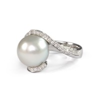 Pearl and Diamond Ring